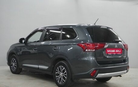Mitsubishi Outlander III рестайлинг 3, 2016 год, 1 543 000 рублей, 7 фотография