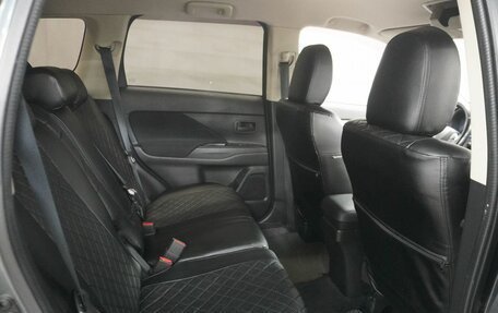 Mitsubishi Outlander III рестайлинг 3, 2016 год, 1 543 000 рублей, 11 фотография