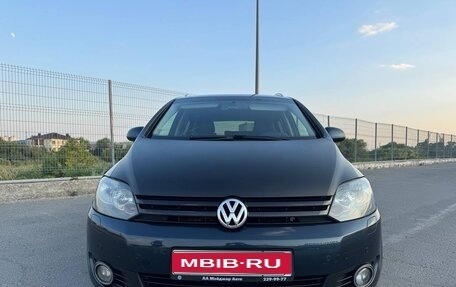 Volkswagen Golf Plus II, 2011 год, 870 000 рублей, 1 фотография