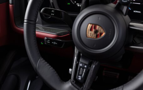 Porsche Cayenne III, 2025 год, 21 890 000 рублей, 17 фотография