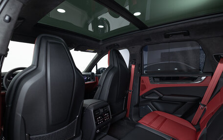 Porsche Cayenne III, 2025 год, 21 890 000 рублей, 29 фотография