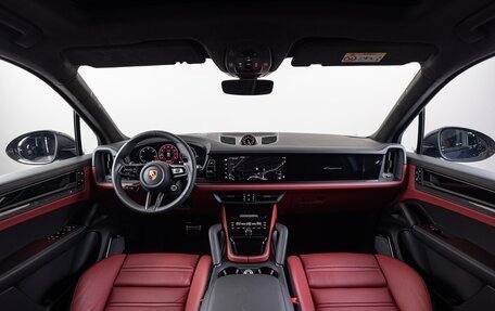 Porsche Cayenne III, 2025 год, 21 890 000 рублей, 33 фотография