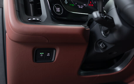 Porsche Cayenne III, 2025 год, 22 290 000 рублей, 14 фотография