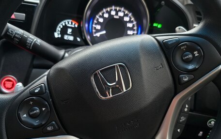 Honda Fit III, 2018 год, 1 630 000 рублей, 3 фотография