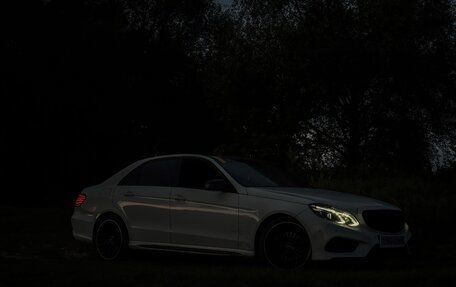 Mercedes-Benz E-Класс, 2014 год, 2 300 000 рублей, 3 фотография