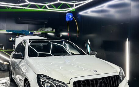 Mercedes-Benz E-Класс, 2014 год, 2 300 000 рублей, 2 фотография
