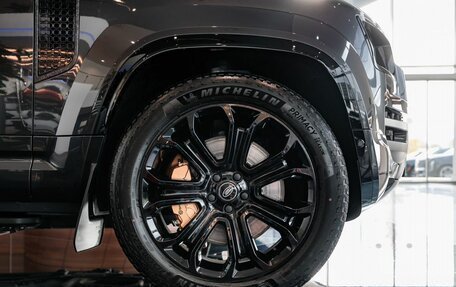 Land Rover Defender II, 2025 год, 29 750 000 рублей, 12 фотография