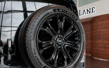 Land Rover Defender II, 2025 год, 29 750 000 рублей, 15 фотография