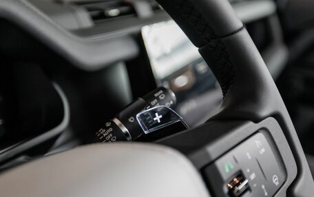 Land Rover Defender II, 2025 год, 29 750 000 рублей, 20 фотография