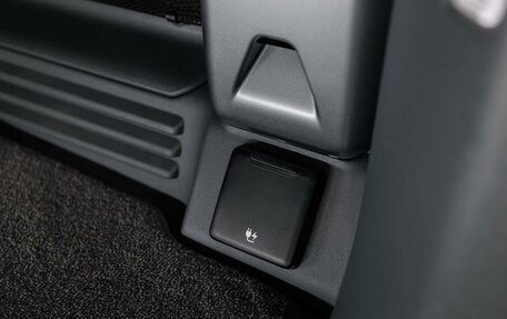 Land Rover Defender II, 2025 год, 29 750 000 рублей, 35 фотография