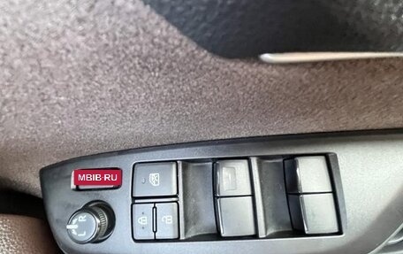 Toyota Yaris Cross, 2020 год, 1 390 143 рублей, 21 фотография