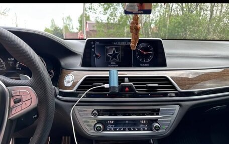 BMW 7 серия, 2015 год, 3 750 000 рублей, 10 фотография