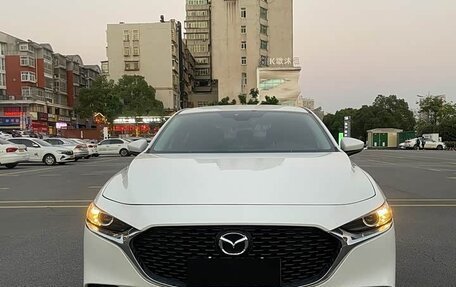 Mazda 3, 2022 год, 1 750 000 рублей, 2 фотография