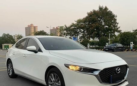 Mazda 3, 2022 год, 1 750 000 рублей, 3 фотография