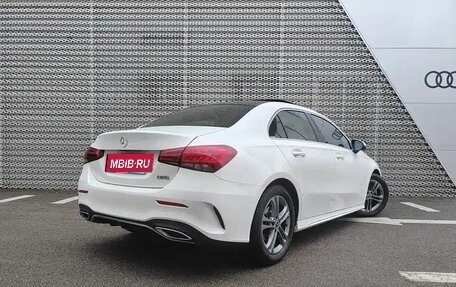 Mercedes-Benz A-Класс, 2022 год, 1 795 123 рублей, 4 фотография