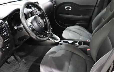 KIA Soul II рестайлинг, 2016 год, 995 000 рублей, 17 фотография