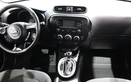 KIA Soul II рестайлинг, 2016 год, 995 000 рублей, 15 фотография