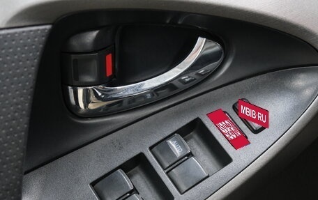 Toyota RAV4, 2012 год, 1 699 000 рублей, 9 фотография