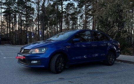 Volkswagen Polo VI (EU Market), 2018 год, 1 250 000 рублей, 2 фотография