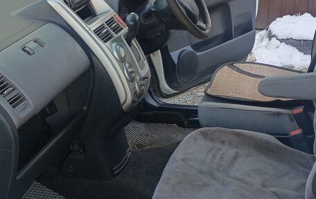 Honda Mobilio I, 2003 год, 380 000 рублей, 11 фотография