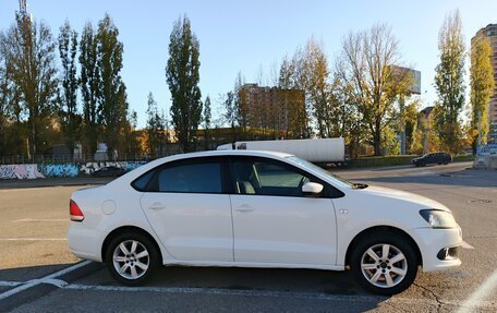 Volkswagen Polo VI (EU Market), 2014 год, 585 000 рублей, 2 фотография