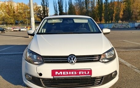 Volkswagen Polo VI (EU Market), 2014 год, 585 000 рублей, 4 фотография