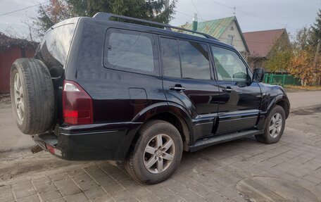 Mitsubishi Pajero III рестайлинг, 2006 год, 900 000 рублей, 4 фотография
