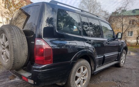 Mitsubishi Pajero III рестайлинг, 2006 год, 900 000 рублей, 9 фотография