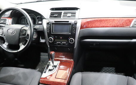 Toyota Camry, 2013 год, 1 430 000 рублей, 12 фотография