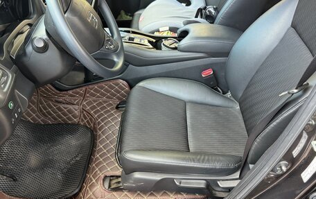Honda Vezel, 2020 год, 2 200 000 рублей, 7 фотография