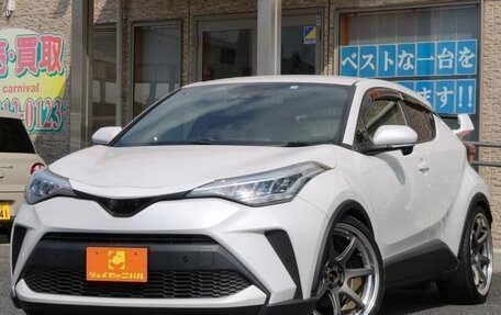 Toyota C-HR I рестайлинг, 2022 год, 1 580 777 рублей, 2 фотография