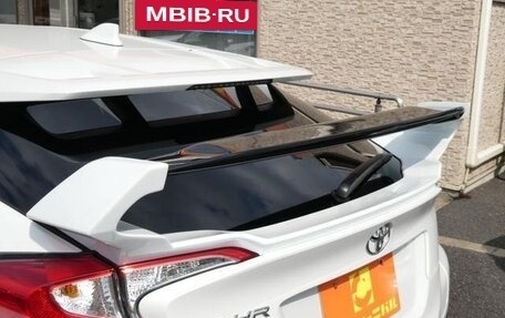 Toyota C-HR I рестайлинг, 2022 год, 1 580 777 рублей, 4 фотография