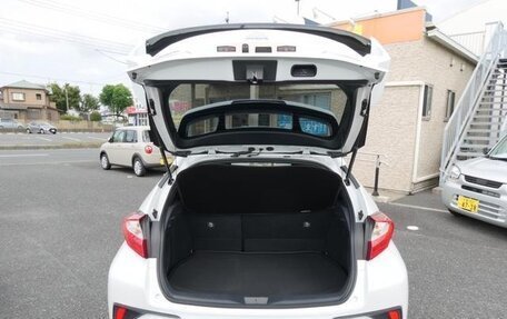 Toyota C-HR I рестайлинг, 2022 год, 1 580 777 рублей, 22 фотография