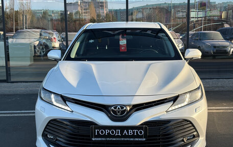 Toyota Camry, 2020 год, 2 557 000 рублей, 2 фотография