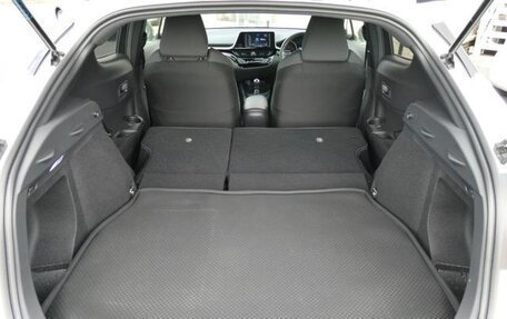 Toyota C-HR I рестайлинг, 2022 год, 1 580 777 рублей, 27 фотография