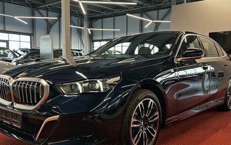 BMW 5 серия, 2024 год, 7 690 000 рублей, 2 фотография
