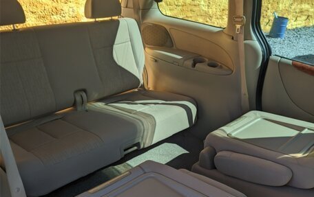 Mazda MPV II, 2005 год, 650 000 рублей, 17 фотография