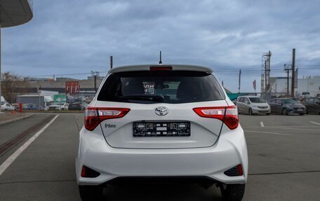 Toyota Vitz, 2019 год, 1 200 000 рублей, 6 фотография