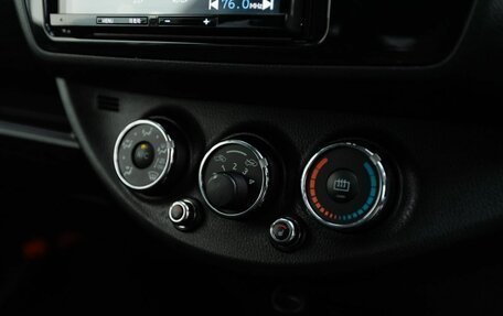 Toyota Vitz, 2019 год, 1 200 000 рублей, 13 фотография