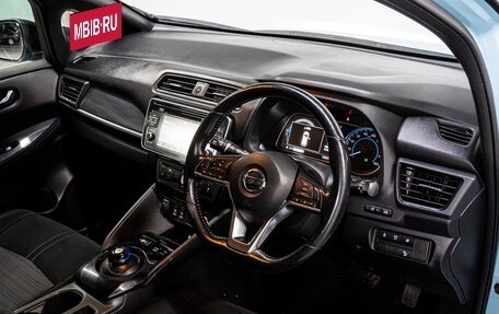 Nissan Leaf II, 2018 год, 1 240 000 рублей, 9 фотография