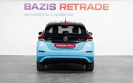 Nissan Leaf II, 2018 год, 1 240 000 рублей, 6 фотография