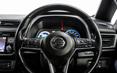 Nissan Leaf II, 2018 год, 1 240 000 рублей, 17 фотография