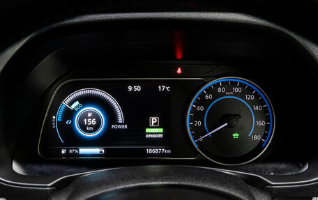 Nissan Leaf II, 2018 год, 1 240 000 рублей, 26 фотография