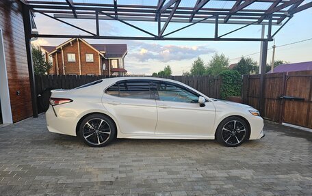 Toyota Camry, 2018 год, 2 250 000 рублей, 3 фотография