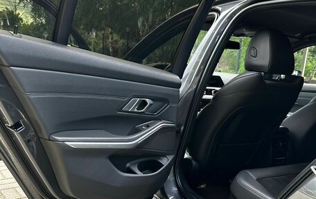 BMW 3 серия, 2020 год, 3 390 000 рублей, 30 фотография