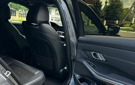 BMW 3 серия, 2020 год, 3 390 000 рублей, 28 фотография