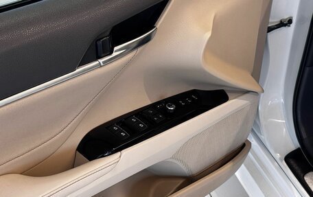 Toyota Camry, 2019 год, 2 333 000 рублей, 13 фотография