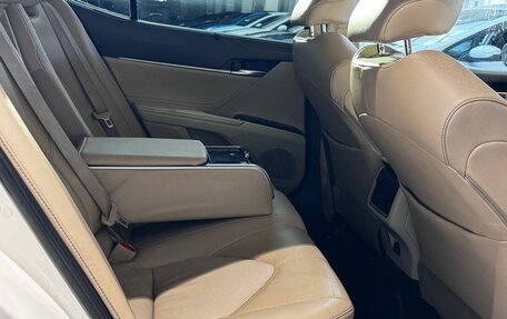 Toyota Camry, 2019 год, 2 333 000 рублей, 22 фотография