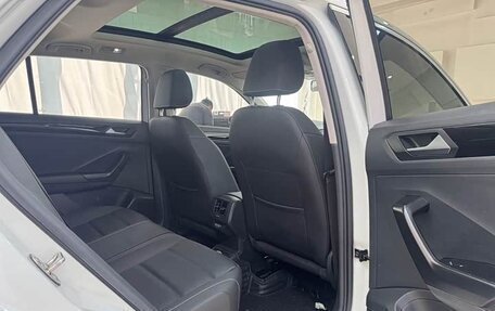 Volkswagen T-Roc I, 2022 год, 1 655 765 рублей, 8 фотография