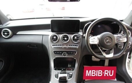 Mercedes-Benz C-Класс, 2019 год, 2 370 777 рублей, 26 фотография